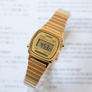 卡西欧Casio LA670复古防水小金表，女学生电子表，时尚百搭小方块