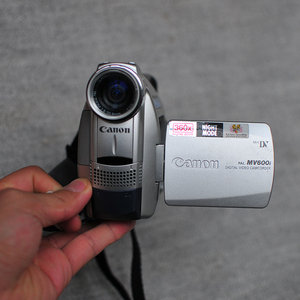Canon/佳能 MV600i复古磁带DV摄像机高清手持专业拍摄