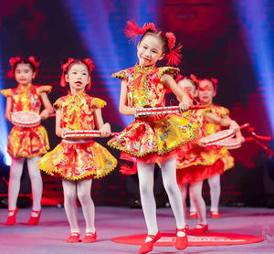 六一儿童节梦娃秧歌服 女童中国红喜庆风太平鼓舞蹈演出服