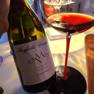 澳洲进口美菲尔德黑皮诺Pinot Noir2007干红葡萄酒 优雅细腻特价捡漏