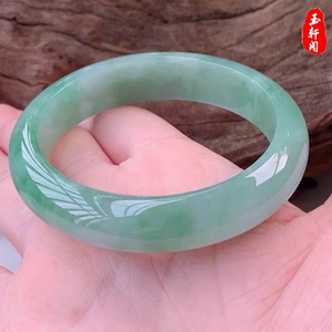 女款天然正品真玉手镯 翡翠色浅绿玉石镯子 送礼优选 带证书包邮