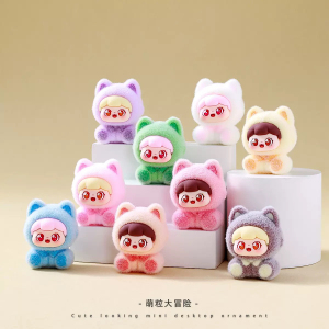 植绒萌态猫猫坐姿女孩摆件 可爱卡通桌面装饰品 创意潮玩公仔小礼品
