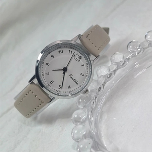 2025新款女孩手表 初高中生可爱卡通考试专用只看时间ins小众设计