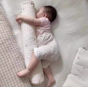 婴儿圆柱侧睡枕 床围栏防撞夹腿 新生儿定制安抚抱枕围挡